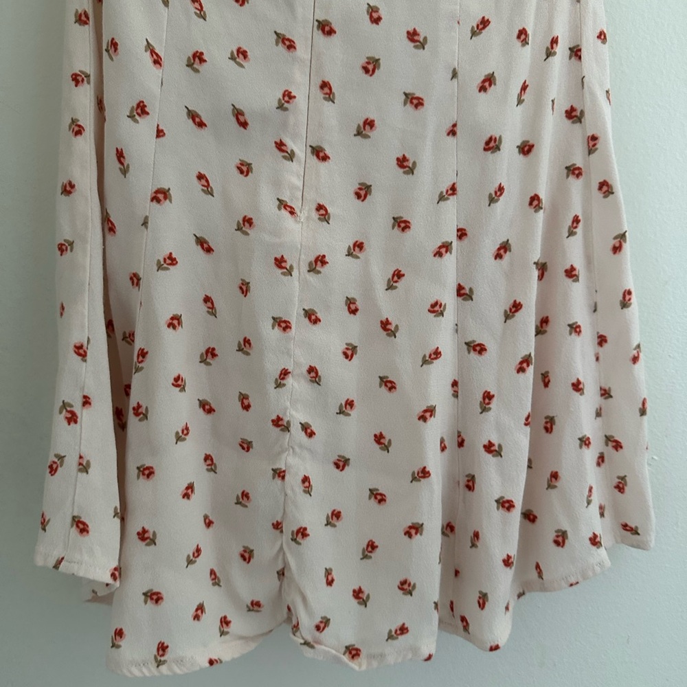 REFORMATION FLORAL DRESS - Picture 6 of 7